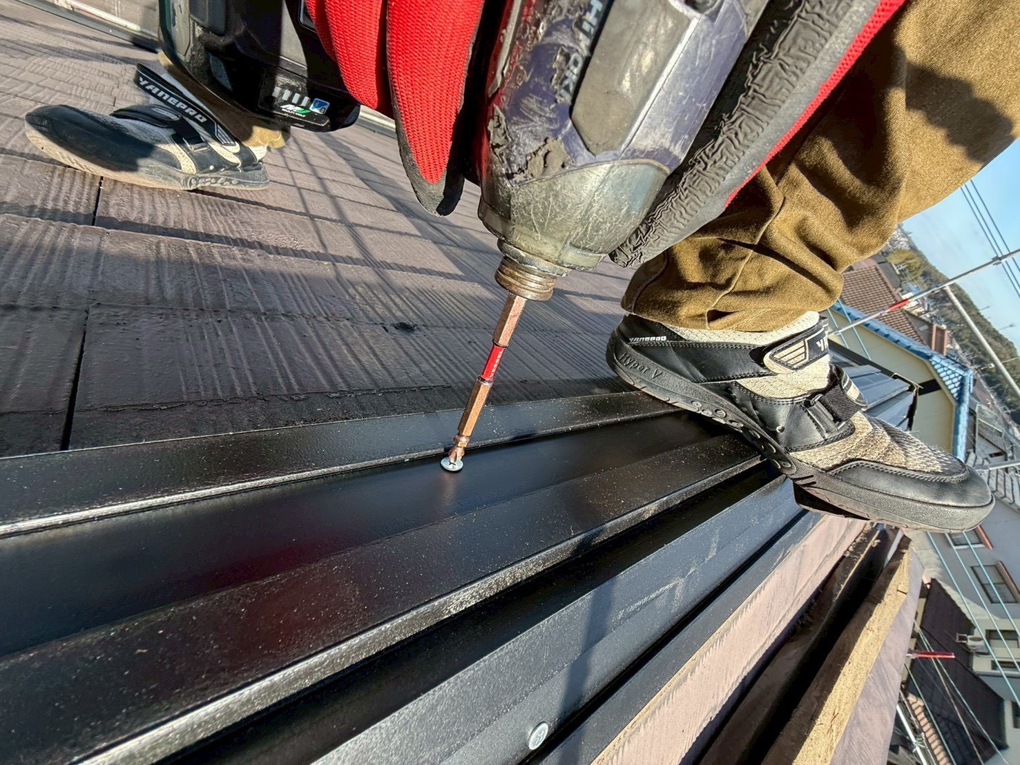 大分市寒田【棟板金貫板交換/屋根塗装工事】